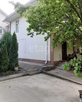 Дом 420м&sup2;, 2-этажный, участок 16 сот.  