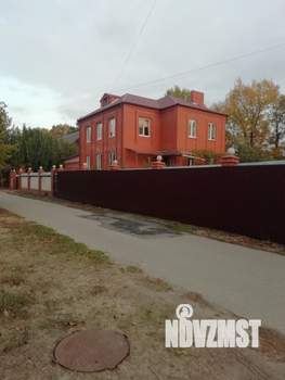 Дом 180м², 3-этажный, участок 14 сот.  