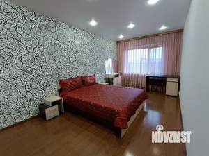 Дом 467м&sup2;, 3-этажный, участок 15 сот.  