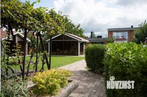 Дом 229м², 2-этажный, участок 15 сот.  