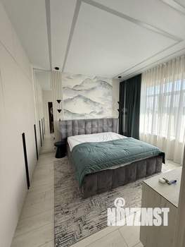 Дом 200м&sup2;, 3-этажный, участок 15 сот.  