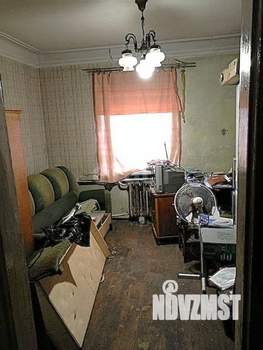 Дом 40м², 2-этажный, участок 3 сот.  