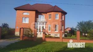 Дом 309м&sup2;, 2-этажный, участок 15 сот.  