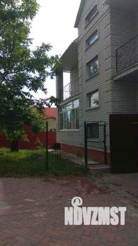 Коттедж 350м², 3-этажный, участок 9 сот.  