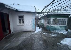 Дом 42м&sup2;, 2-этажный, участок 14 сот.  