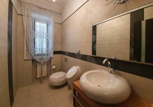 Дом 580м², 3-этажный, участок 80 сот.  
