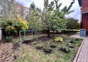 Дом 393м², 3-этажный, участок 14 сот.  