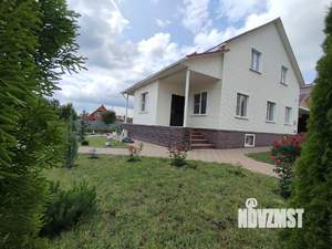 Коттедж 270м&sup2;, 3-этажный, участок 15 сот.  