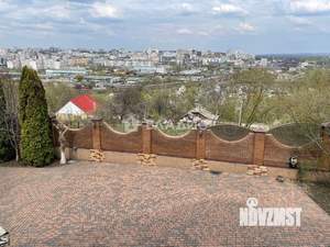 Дом 600м&sup2;, 3-этажный, участок 25 сот.  