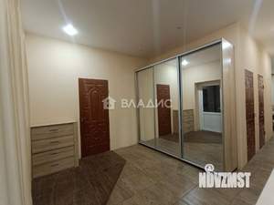 Дом 467м&sup2;, 2-этажный, участок 15 сот.  