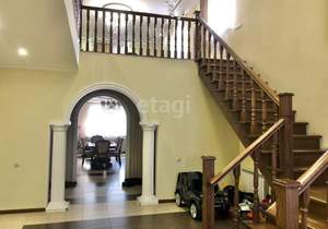 Дом 208м&sup2;, 2-этажный, участок 6 сот.  