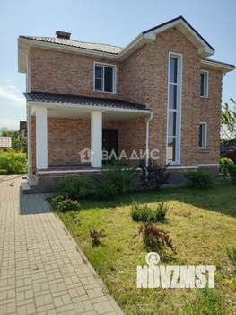Дом 230м², 2-этажный, участок 15 сот.  