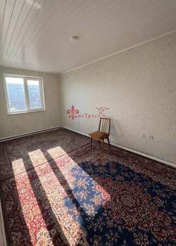 Дом 100м&sup2;, 2-этажный, участок 4 сот.  