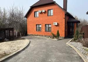 Дом 215м&sup2;, 2-этажный, участок 10 сот.  