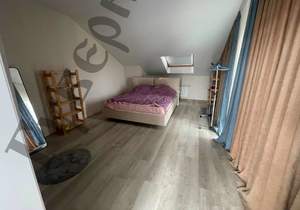 Дом 232м&sup2;, 2-этажный, участок 15 сот.  