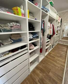 Дом 260м², 2-этажный, участок 15 сот.  