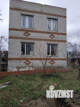 Дом 134м², 3-этажный, участок 4 сот.  