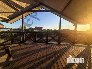 Коттедж 360м², 3-этажный, участок 15 сот.  