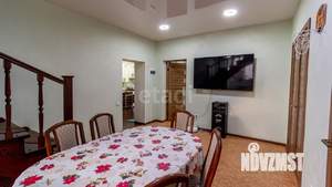 Дом 220м², 2-этажный, участок 15 сот.  