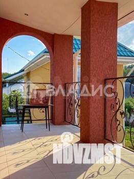 Дом 212м&sup2;, 2-этажный, участок 10 сот.  