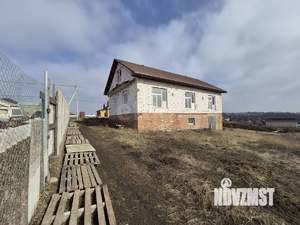 Дом 199м&sup2;, 2-этажный, участок 15 сот.  