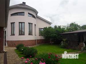 Дом 250м², 2-этажный, участок 15 сот.  