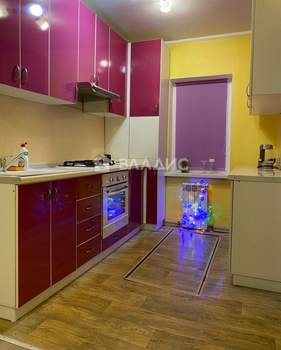 Дом 80м&sup2;, 1-этажный, участок 6 сот.  