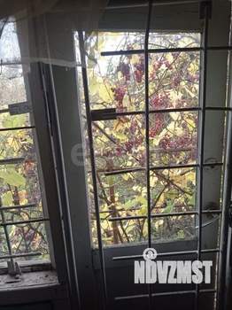 Дом 30м&sup2;, 2-этажный, участок 5 сот.  