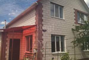 Дом 151м&sup2;, 2-этажный, участок 8 сот.  