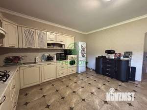 Дом 220м², 2-этажный, участок 13 сот.  