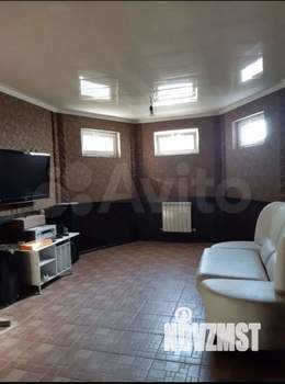 Дом 260м&sup2;, 3-этажный, участок 15 сот.  