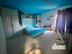 Дом 270м², 3-этажный, участок 15 сот.  