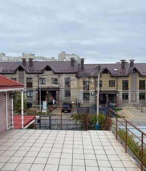 Дом 130м&sup2;, 2-этажный, участок 9 сот.  