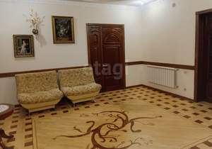 Дом 587м&sup2;, 3-этажный, участок 15 сот.  