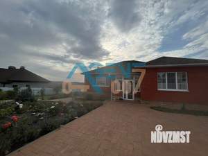 Дом 180м&sup2;, 1-этажный, участок 15 сот.  