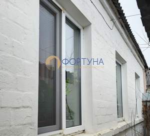 Дом 100м&sup2;, 2-этажный, участок 8 сот.  