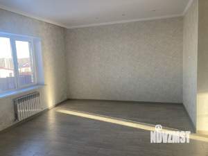 Дом 100м&sup2;, 1-этажный, участок 8 сот.  