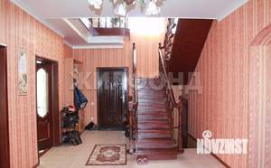 Дом 310м², 2-этажный, участок 15 сот.  