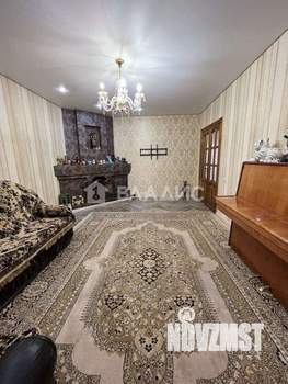 Дом 176м², 2-этажный, участок 10 сот.  