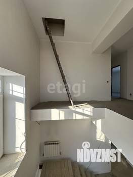Дом 372м², 3-этажный, участок 11 сот.  