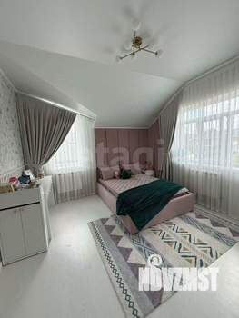 Дом 200м&sup2;, 3-этажный, участок 15 сот.  