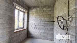 Дом 225м², 3-этажный, участок 18 сот.  