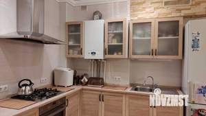 Дом 180м², 2-этажный, участок 15 сот.  