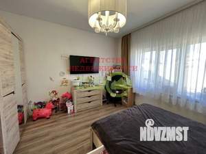 Дом 200м², 2-этажный, участок 8 сот.  