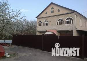 Коттедж 240м², 3-этажный, участок 14 сот.  