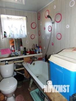 Дом 42м&sup2;, 2-этажный, участок 4 сот.  