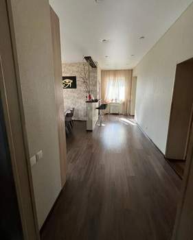 Дом 215м&sup2;, 2-этажный, участок 10 сот.  