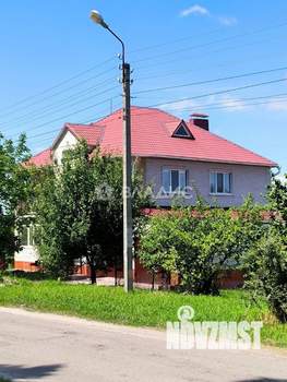 Дом 350м², 2-этажный, участок 10 сот.  