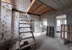 Дом 212м&sup2;, 2-этажный, участок 15 сот.  