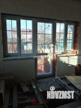 Дом 100м&sup2;, 2-этажный, участок 3 сот.  